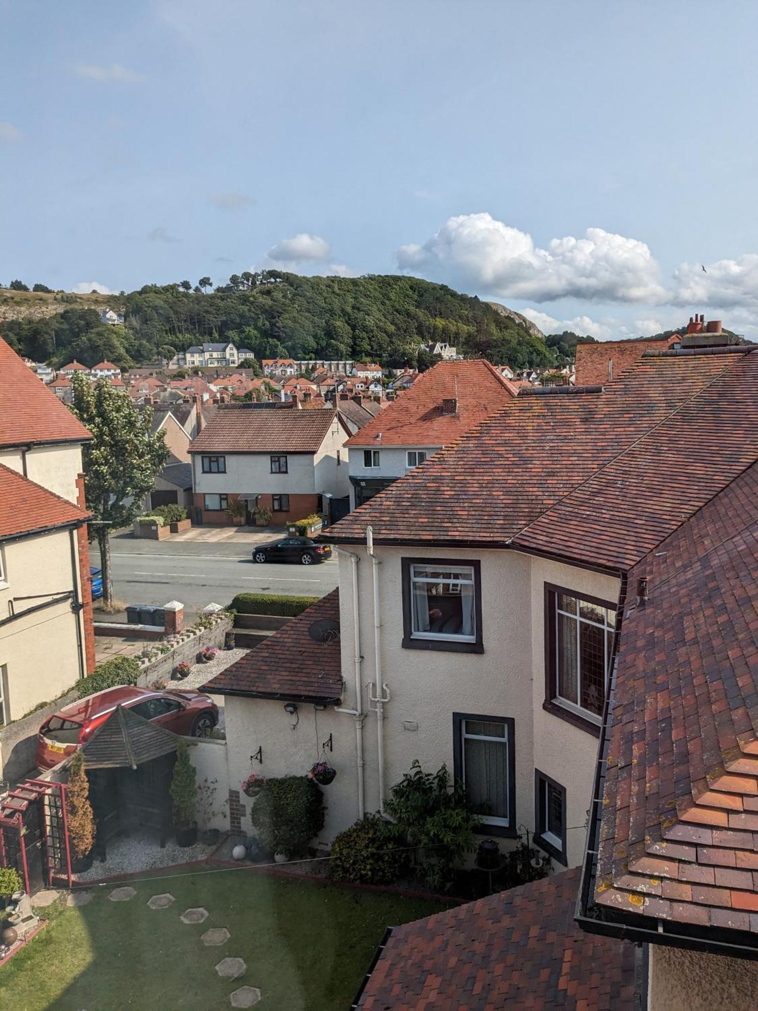 The Carmen Guesthouse (Adults Only) ランディドノー エクステリア 写真